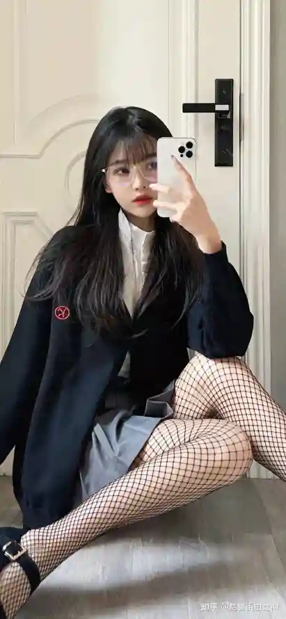 国自产精品手机在线视频_18禁区美女免费观看网站_24小时日本在线观看完整版