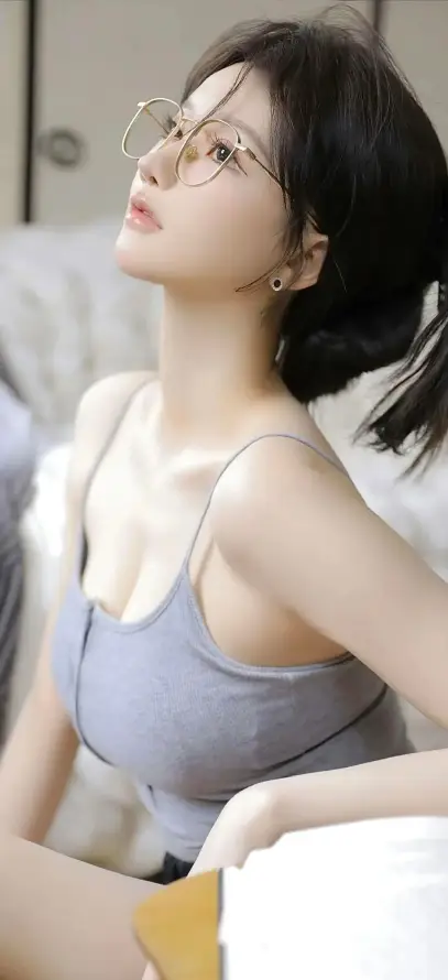 国自产精品手机在线视频_18禁区美女免费观看网站_24小时日本在线观看完整版