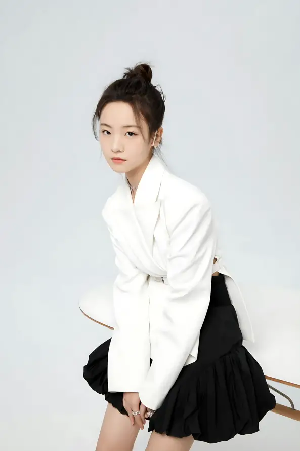 国自产精品手机在线视频_18禁区美女免费观看网站_24小时日本在线观看完整版