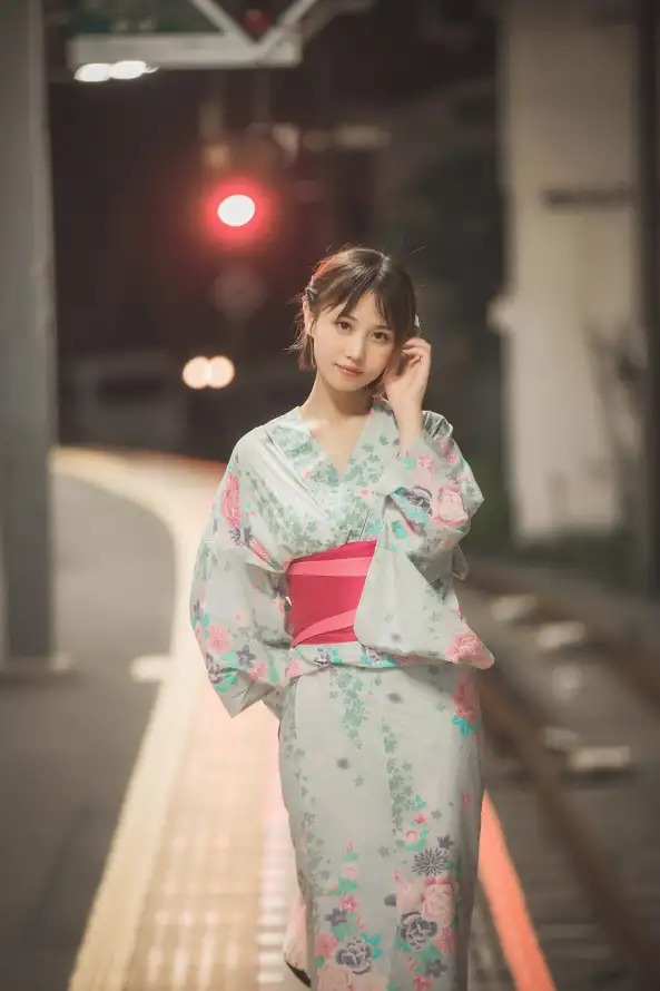 国自产精品手机在线视频_18禁区美女免费观看网站_24小时日本在线观看完整版