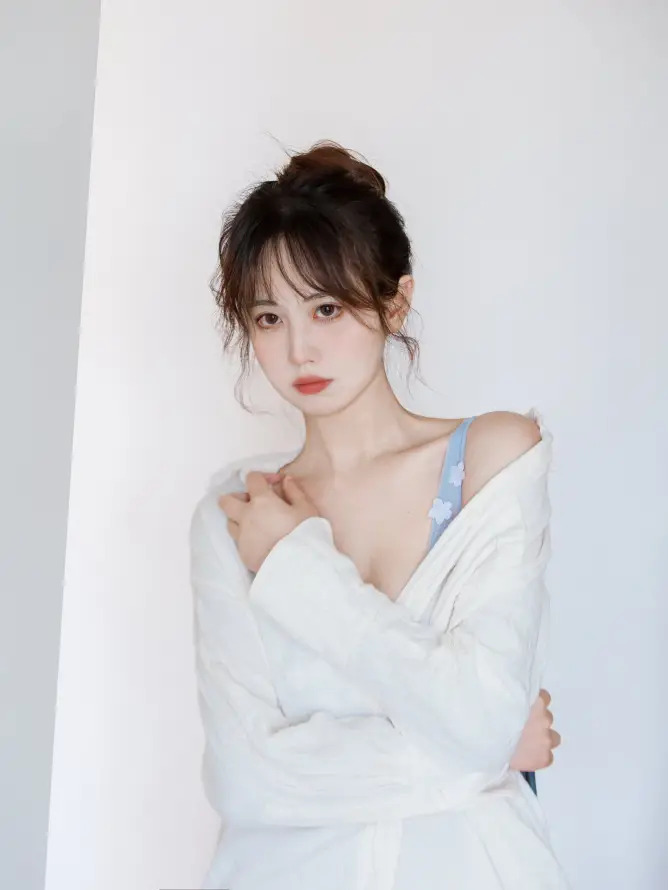 国自产精品手机在线视频_18禁区美女免费观看网站_24小时日本在线观看完整版